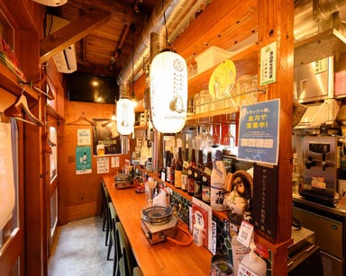 塩焼肉とからから鍋 唐魂 ‐TOUKON‐ エキニシ店 店内の画像