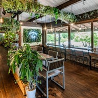 フィッシュ&チップス専門店 マレーコッド 岡山店_テーブル席