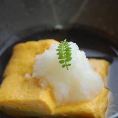 おでん 鳥料理 おぐ羅 分店_おでん屋の出汁巻玉子