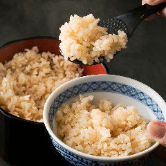 おでん 鳥料理 おぐ羅 分店_『おぐ羅』の名物茶飯
