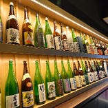 常時約15種類の厳選された日本酒はお客様のハートをつかみます。