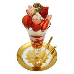 特選 初恋の香り」＆あまおう苺パフェ