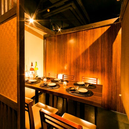 ゆったり個室 東京都で食事 ディナー 人気の完全個室 ソファー席など ぐるなび
