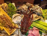 伊勢海老をはじめとした豪華食材や、地元京都の地産食材を使用