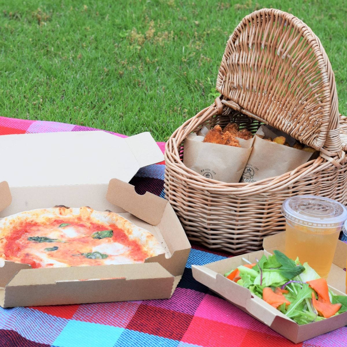 薪窯 PIZZA・CAFE NORTH GARDEN 万博公園店 メニュー：テイクアウト