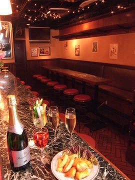 ＢＲＯＮＸ 神楽坂店