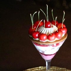 夜パフェ専門店 パフェテリアベル新宿3丁目