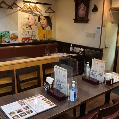 エスニック レストラン ハヌマン 石川台店  店内の画像