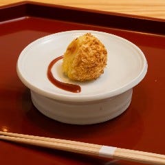 絶品料理名物料理ホアグラコロッケ。