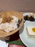 セットメニュー　ちりめん山椒ご飯　小鉢　漬物　ランチにお付け致します。