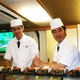 江戸前寿司職人が船内で握りたてのお寿司をご提供致します