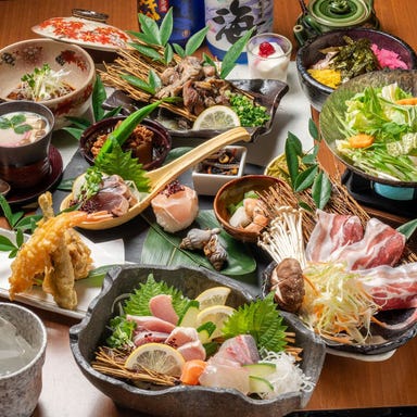 炭火焼居酒屋 霧家(きりや)_≪ビジネスシーンにもおすすめ≫【2時間飲み放題付】鶏&魚の刺し盛り付き!霧家の贅沢コース6000円