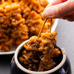 男のやみつき鶏皮串　1本99円
