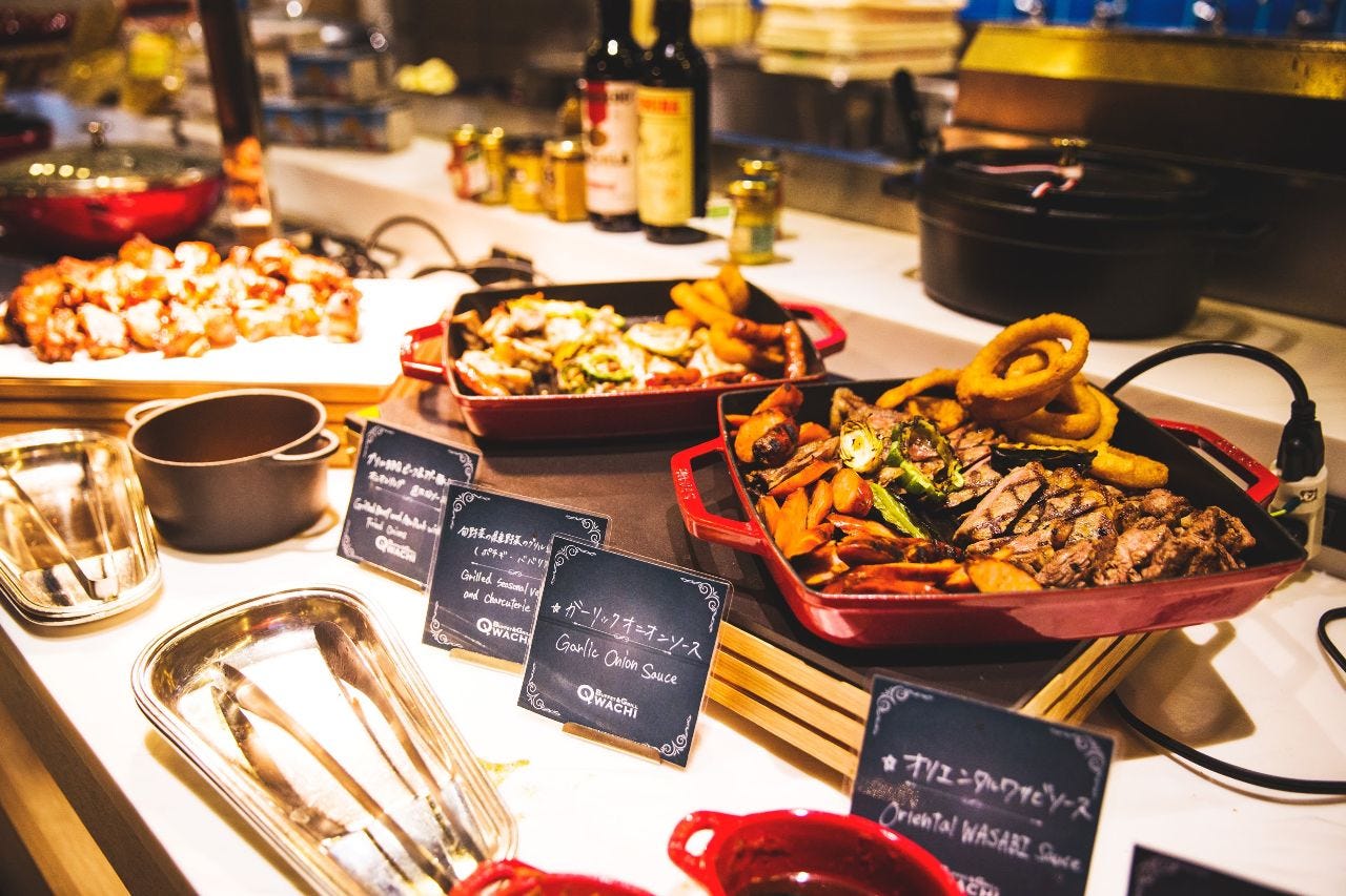 ブッフェグリル クワッチーのディナーブッフェ