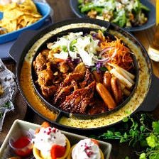 4種チーズのYURT風ダッカルビプレートプラン