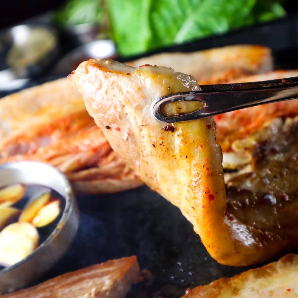 肉×鍋×韓国料理×韓国バル OKOGE 京橋店