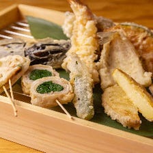 季節の野菜と魚介の揚げたて串天ぷら