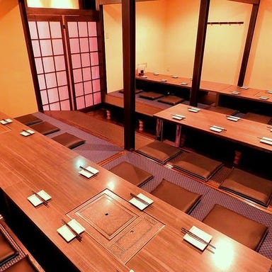 個室居酒屋 たき火 岡山駅前店_足を伸ばしてゆったり寛げる、長時間の宴席も快適な大人の空間