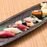 【海鮮屋名物】本日のぜいたく市場！寿司12種盛り！