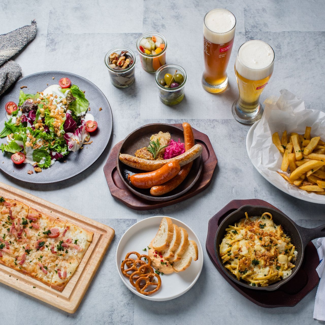 忘・新年会プラン♪シュマッツコース】特製ソーセージなど定番の全9品