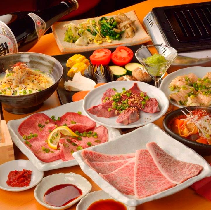 焼肉ホルモン部長 成家