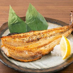 脂が乗って身がつまった旬の鮮魚は、とてもジューシーです