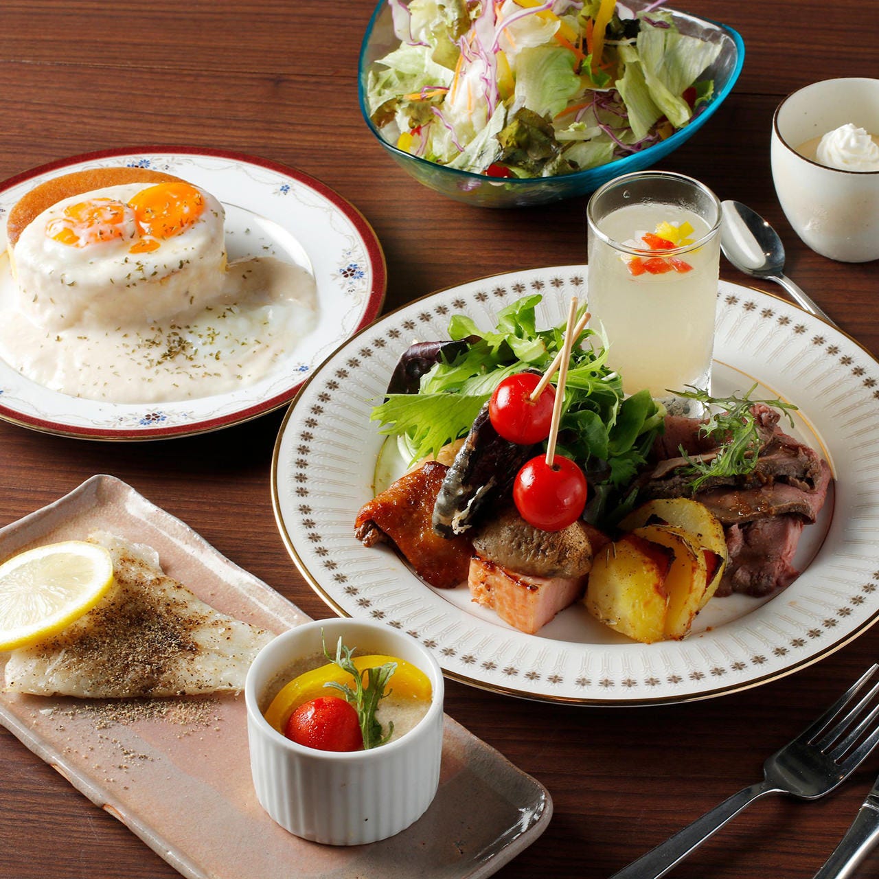 カルボナーラパンケーキにジューシーローストビーフ 贅沢 3 500円パンケーキコース デートや女子会に の詳細 Cafe Dining 雪ノ下 Dopelounge 池袋店 池袋 居酒屋 ぐるなび