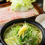 栃木県産！那須豚を使った葱豚しゃぶしゃぶ！葱を包んで食べる！