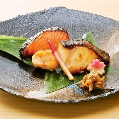 日本料理 魚久本店