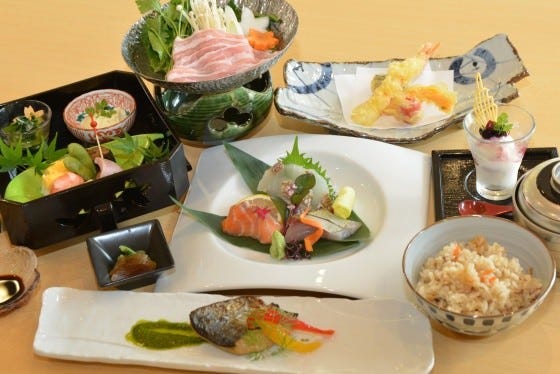 季節を愉しむ 櫃屋 ひつや 奈良市 日本料理 ぐるなび