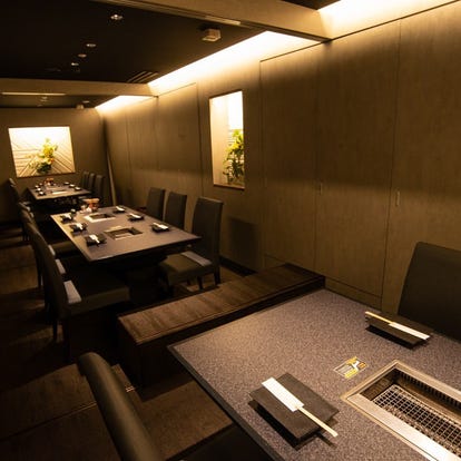 ゆったり個室 新宿西口の焼肉でおすすめ 人気の完全個室 ソファー席など ぐるなび