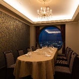 【テーブル完全個室 ～8名様】
プレミアムな空間で楽しむ結納・顔合わせ、記念日・誕生日