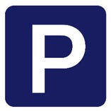 梅田スカイビル地下2階に【 駐車場 】ございます。