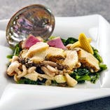 蝦夷鮑と季節野菜の炒め