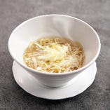 細切り葱のミニスープそば