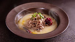 【季節のおすすめランチコース】ふかひれ、和牛、鮑と春の食材が詰まった全7品 『 Chinfa 椿花 』