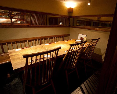 個室完備 はたご 旅籠 新宿西口 新宿 焼き鳥 ぐるなび