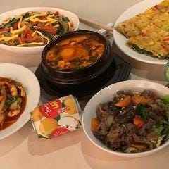 本場韓国家庭料理 ソウル家 栄錦
