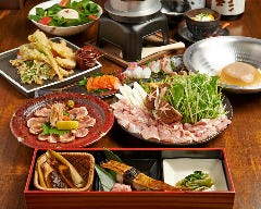 炭火焼鳥ダイニング ROBATA家 篤まる 