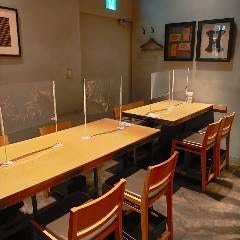 ４～８名様用、個室あります♪