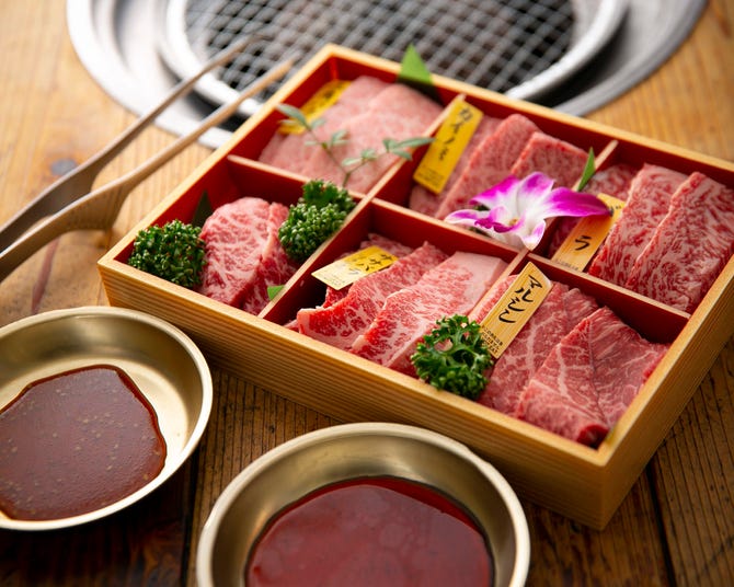 肉卸 肉のオカヤマ 直売所 住吉 焼肉 ぐるなび