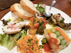 BISTRO La Sante！