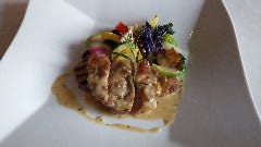 相模豚肩ロースのロティ　ローズマリーソース