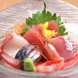 お刺身など、新鮮な魚介を使った海鮮料理を取り揃え！