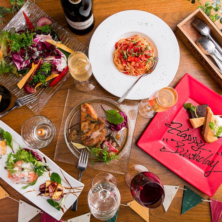 綺麗な鎌倉 おしゃれ ディナー 無料イラスト