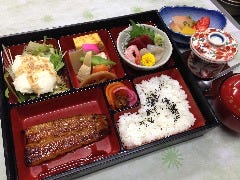 特製うなぎ弁当(奴)　(税別)