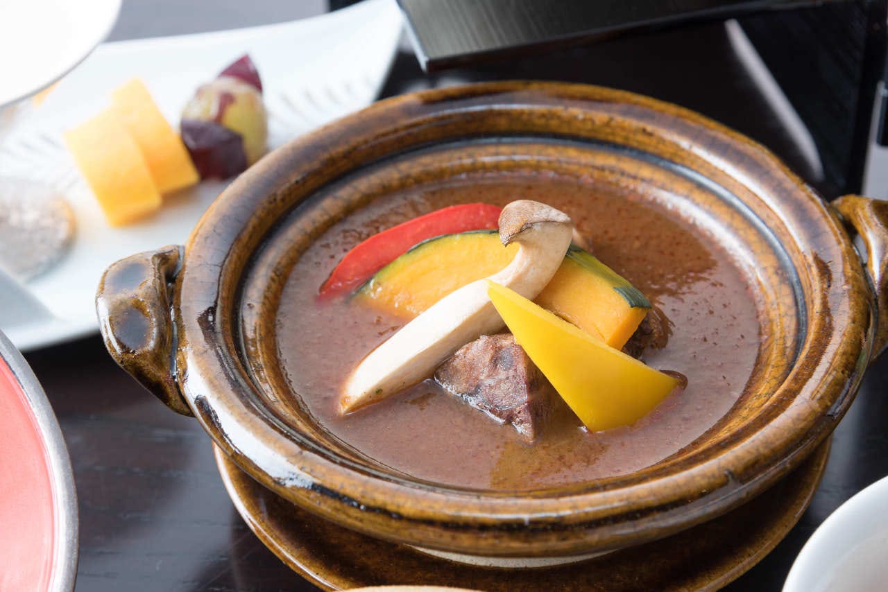 四季の庭園を眺める個室会席 成庵 コース ランチ 平日 土日も可能 花かんざし 和食会席3 850円コース 仙台牛和風シチュー ぐるなび