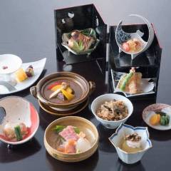 四季の庭園を眺める個室会席 成庵 郡山 会席料理 ぐるなび 四季の庭園を眺める個室会席 成庵 郡山 会席料理 ぐるなび