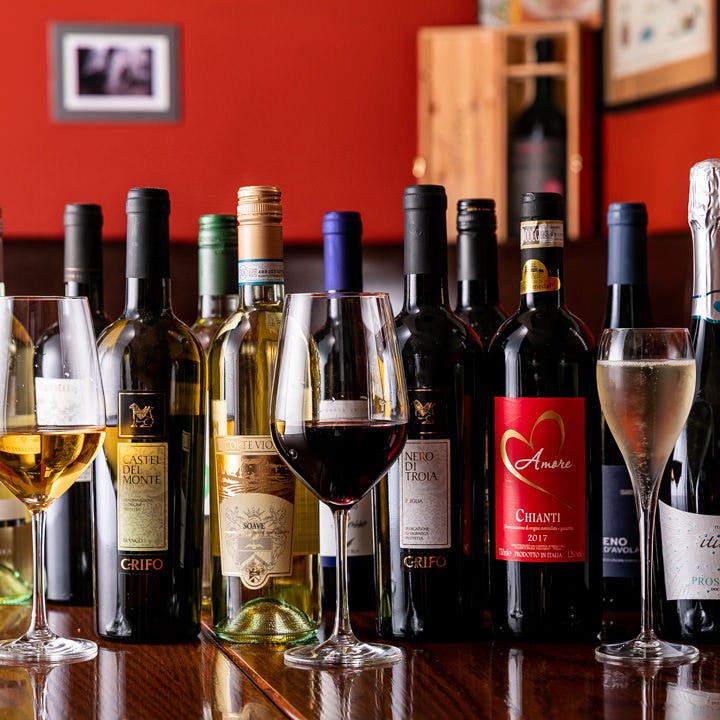 厳選イタリアワインは20種以上を常備