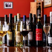 厳選イタリアワインは20種以上を常備
